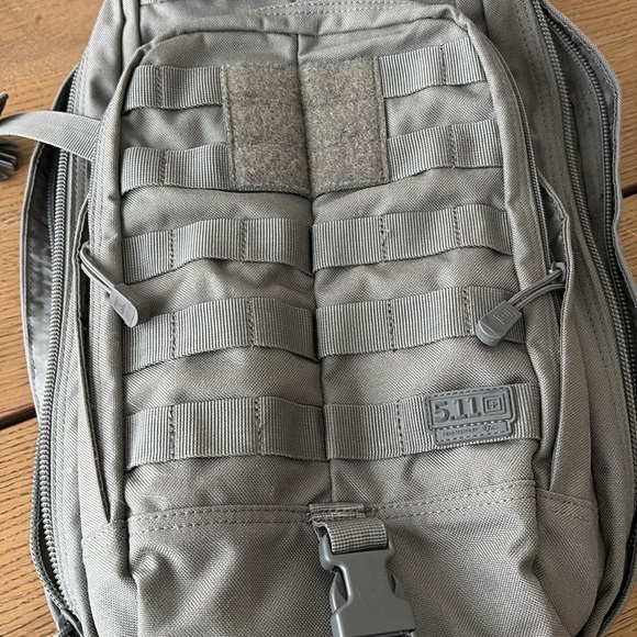 5.11 tactical sling bag gray unused - Picture 2 of 10